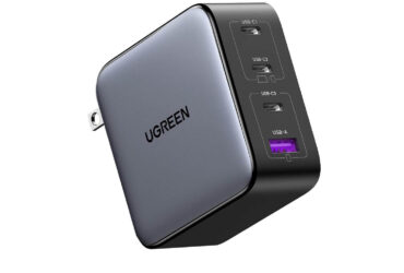 UGREEN Nexode 100W Charger For Motorola Signature